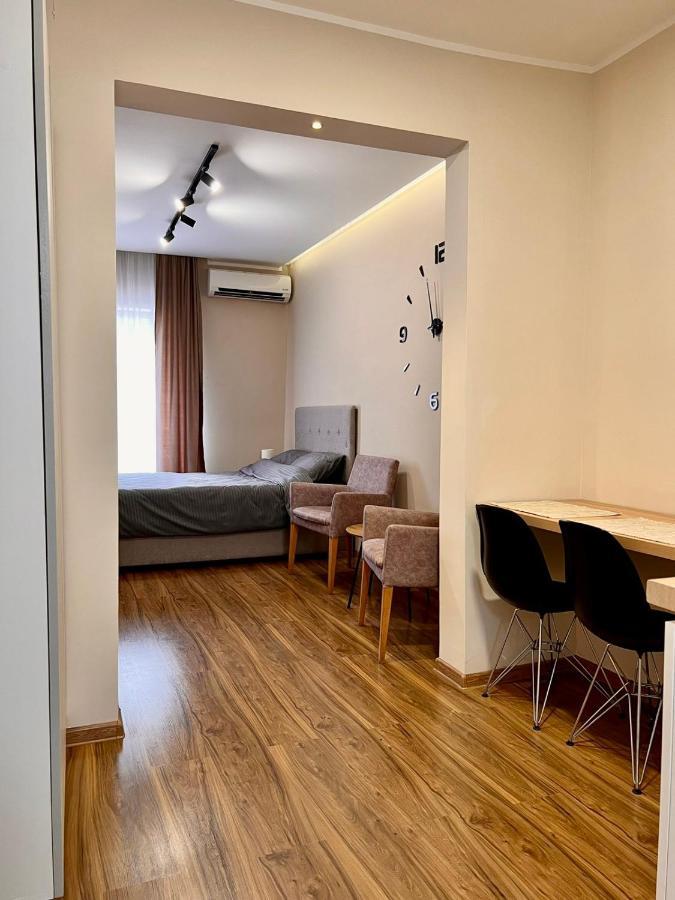 Old Gold Downtown Belgrade Apartment Ngoại thất bức ảnh